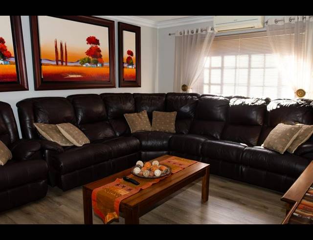 4 BEDROOM HOUSE FOR SALE IN BOUGAINVILLEA ESTATE